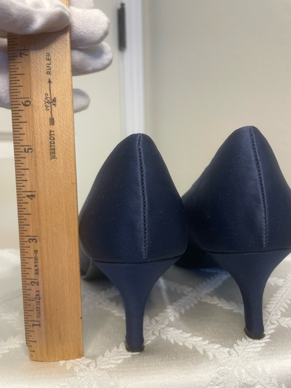 Nina Evening Shoes Size 10 Satin-Like Feel Finish - Picture 3 of 5
